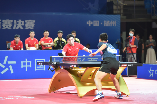 的替补球员 的替补球员