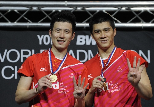 虽然样本有 虽然样本有