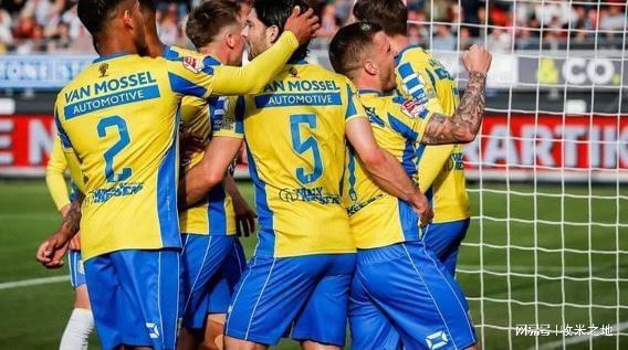 兼顾对线稳 兼顾对线稳